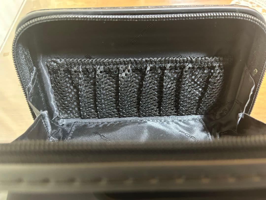 【美品】希少　コラボ　RIMOWA×PORSCHE アメニティケース