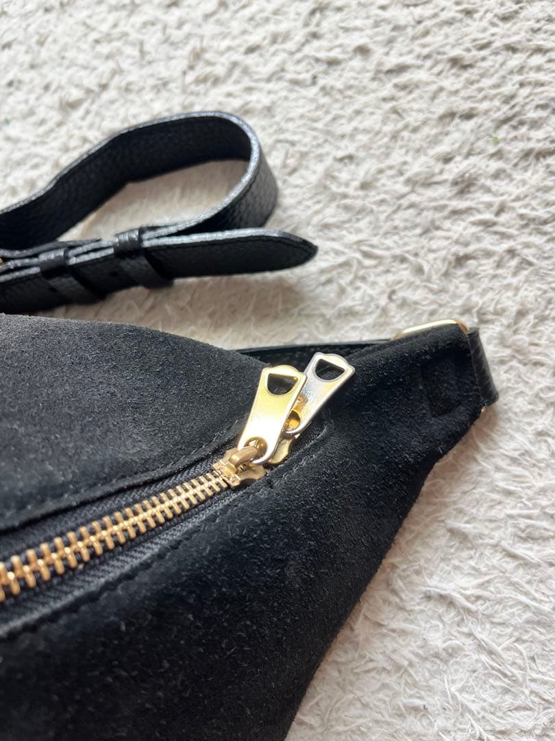 chiiiibag ブラック スエード ウエストバッグ