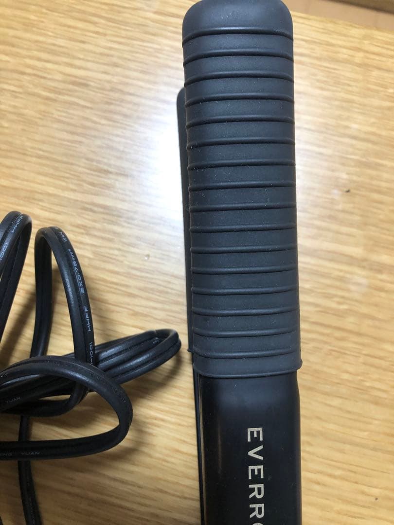 美品　ストレートヘアアイロン　EVERON エヴァロン　日本製　髪に優しい