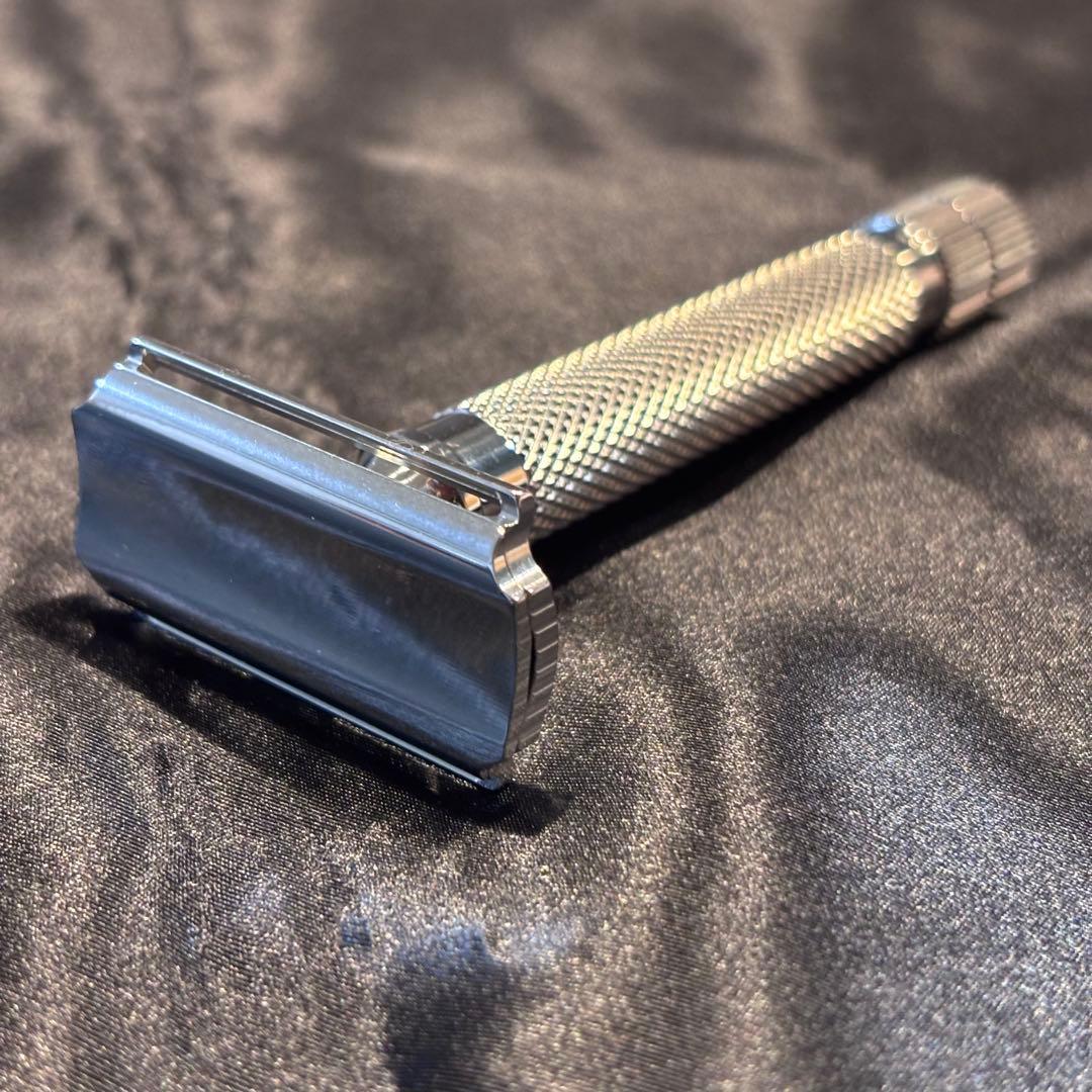 [美品•限定品]RazoRock Recurve RC100 両刃カミソリ