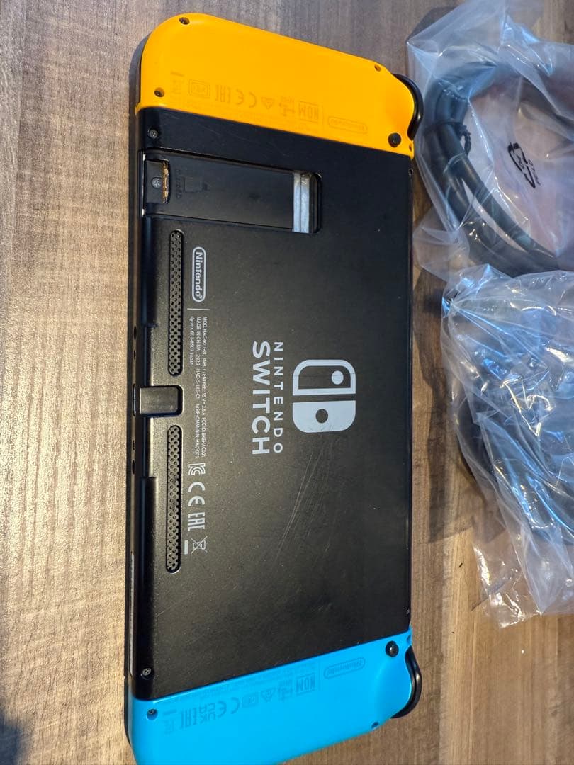 Nintendo Switch 青/オレンジ 本体