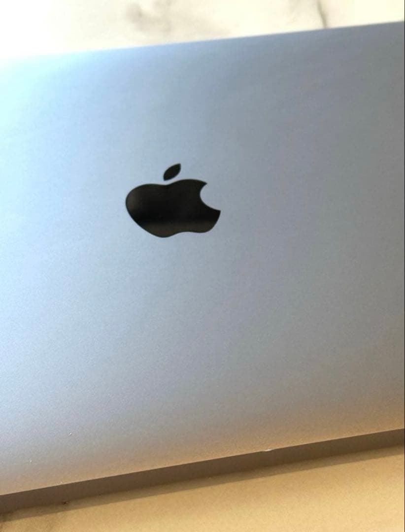 MacBook Pro 13.3 スペースグレイ 8GB 256GB