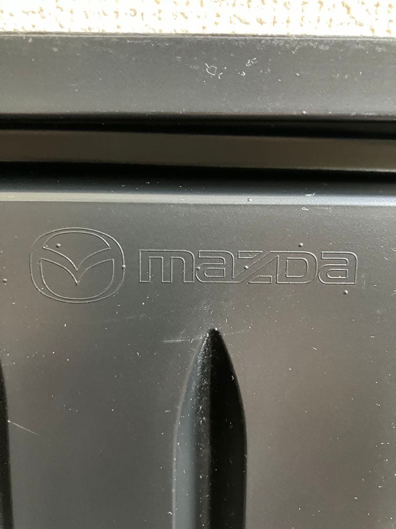 MAZDA CX-5(KF) 純正ラゲッジルームトレイ