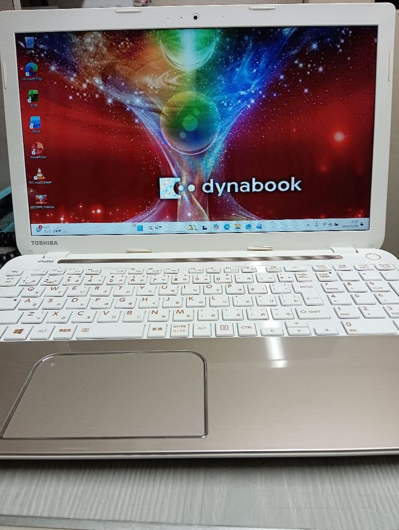 dynabook Corei5 SSD256 8GB 第4世代