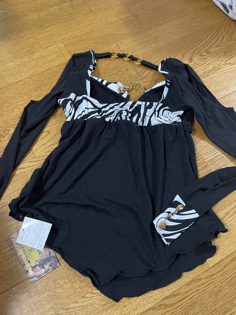 d.i.aの新品トップス