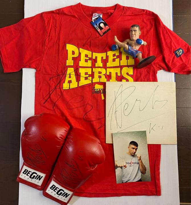 K‐1 ピーターアーツ サイン入りTシャツ/サイン入りグローブ/フィギュア他