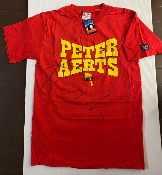 K‐1 ピーターアーツ サイン入りTシャツ/サイン入りグローブ/フィギュア他