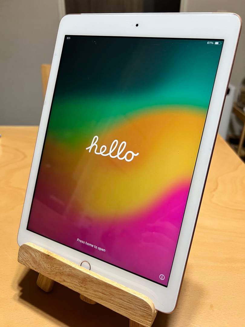 iPad ゴールド 本体　Wi-Fi 128GB