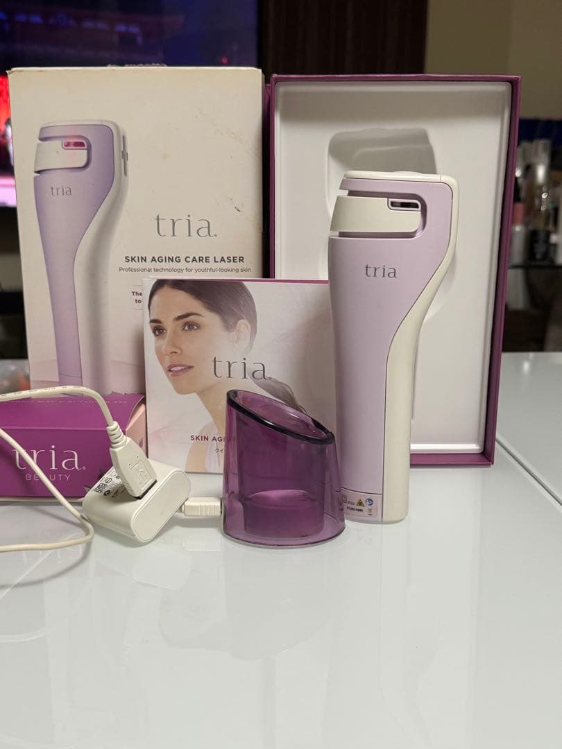 【美品】トリアスキンエイジングケアレーザー