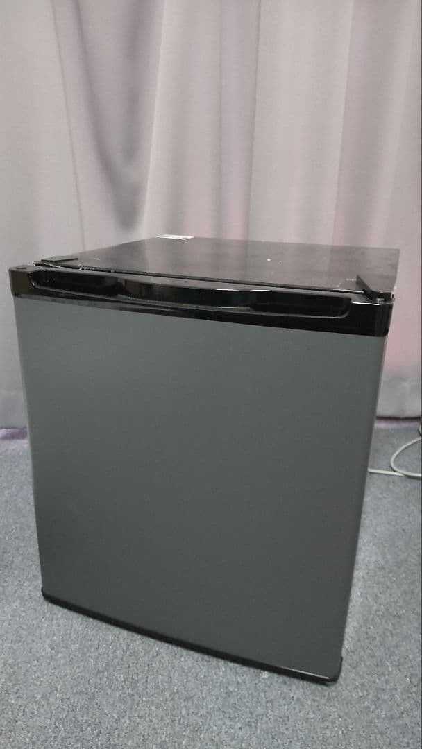 コンパクト冷凍庫 グレー 1棚付き