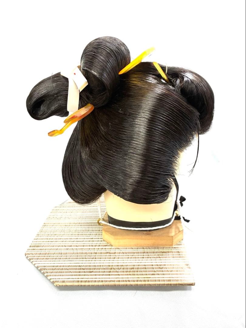 つぶし島田、黒髪、中サイズ、中古舞踊かつら、日本髪かつら、大衆演劇かつら、簪付き