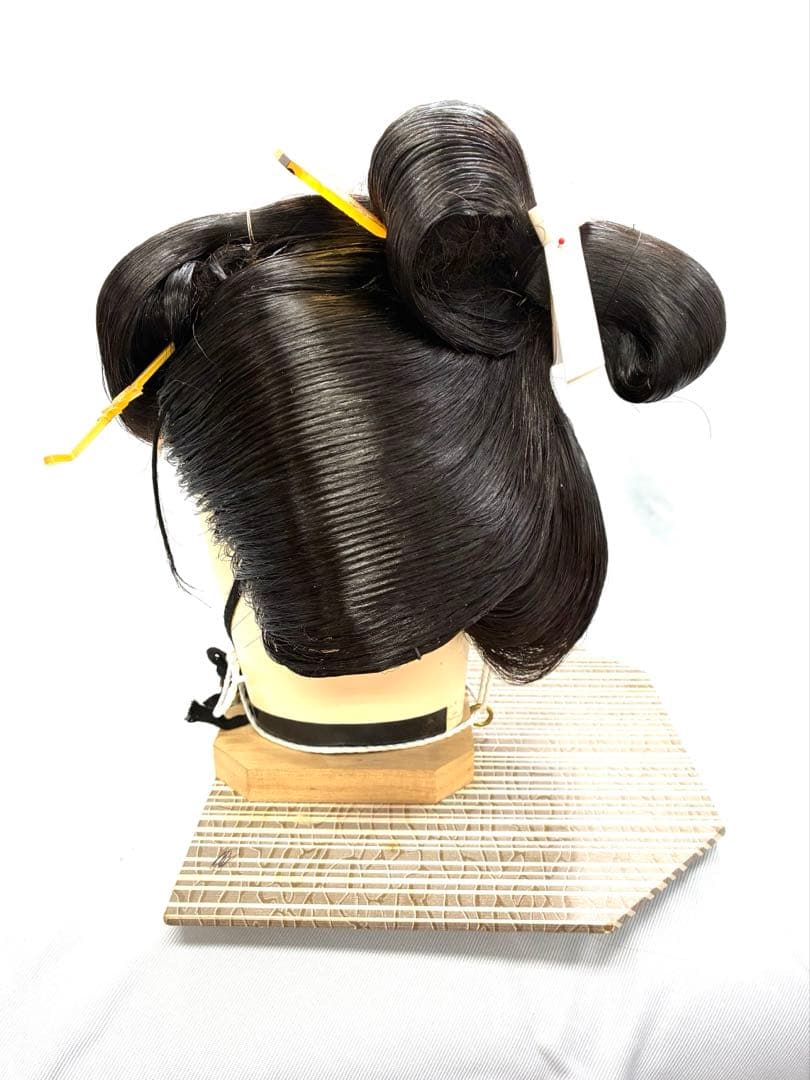 つぶし島田、黒髪、中サイズ、中古舞踊かつら、日本髪かつら、大衆演劇かつら、簪付き