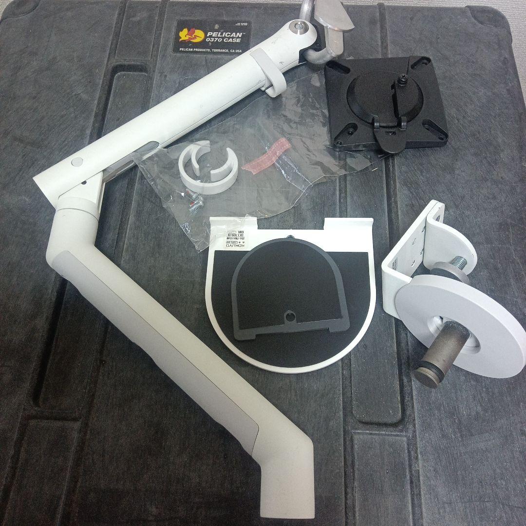 ハーマンミラー　flo モニターアーム