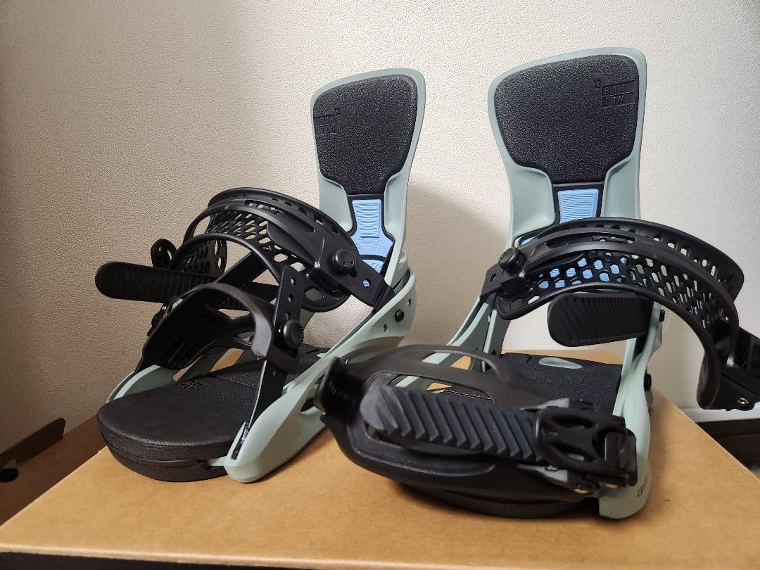 BURTON レクサX ウィメンズMサイズ 新品未使用品 バートン