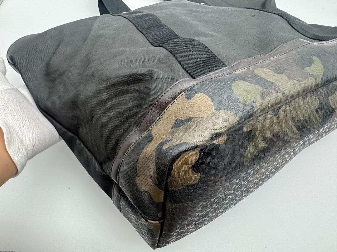 COACH F70832 ウィークエンド トートバッグ カモフラ柄 ポーチ付