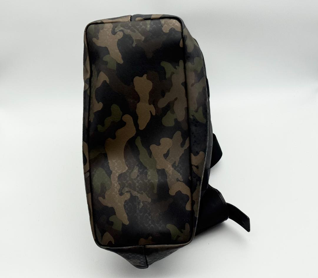 COACH F70832 ウィークエンド トートバッグ カモフラ柄 ポーチ付