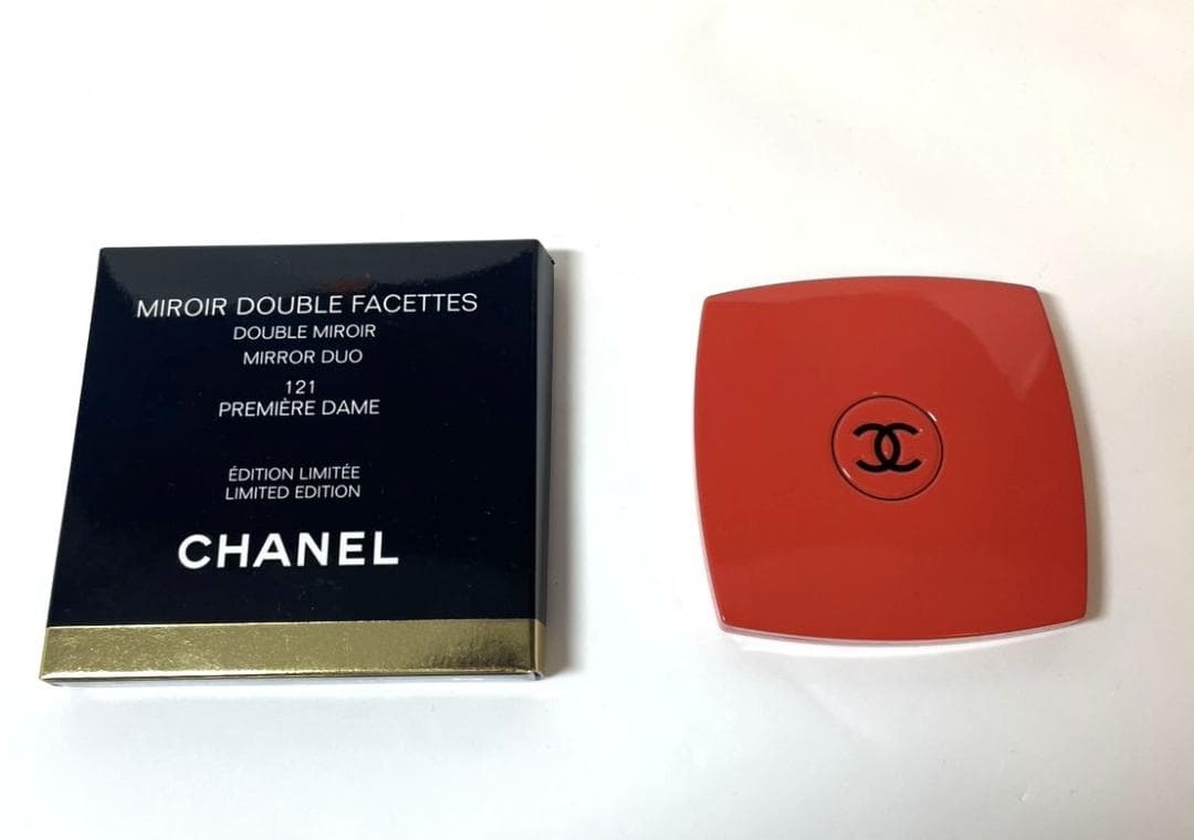 シャネル ミロワール ドゥーブル ファセット　 コンパクト ダブルミラー 121