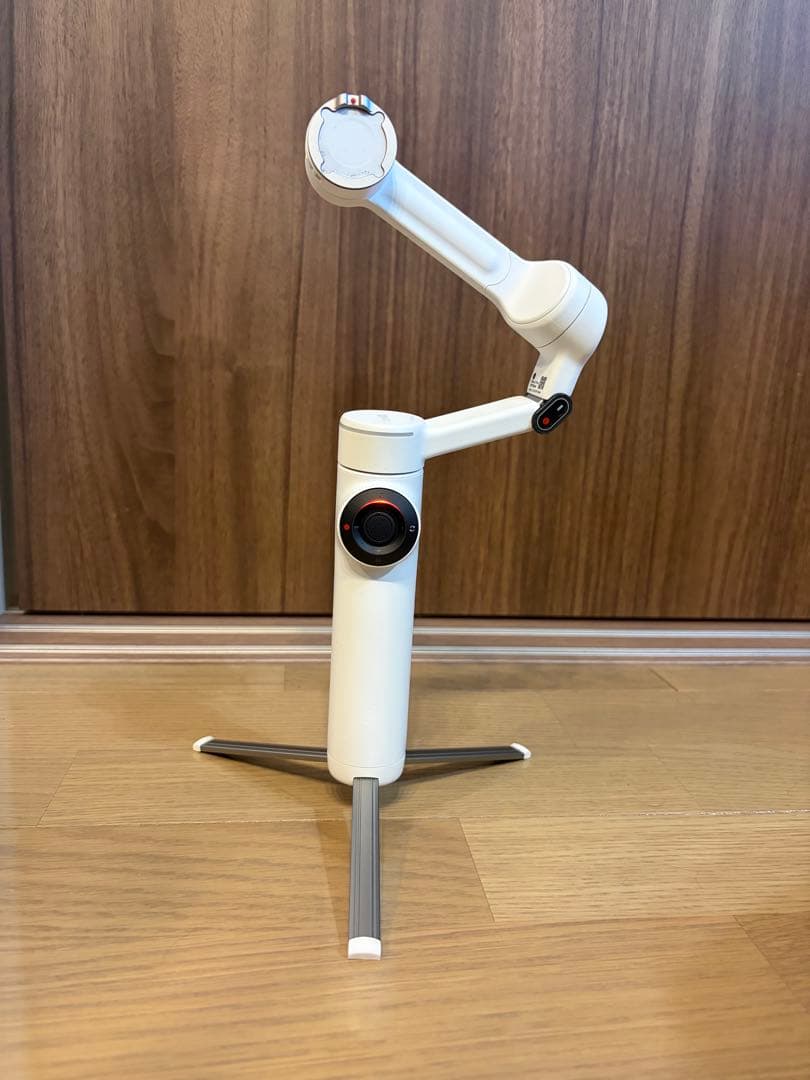 【美品】Insta360 Flow 2 Pro スマホジンバル megsafe付