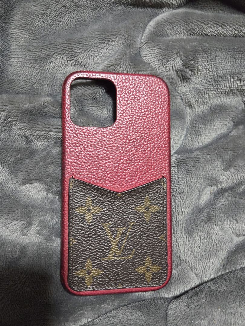 iPhone12.12Pro対応。携帯カバー。ルイヴィトン。