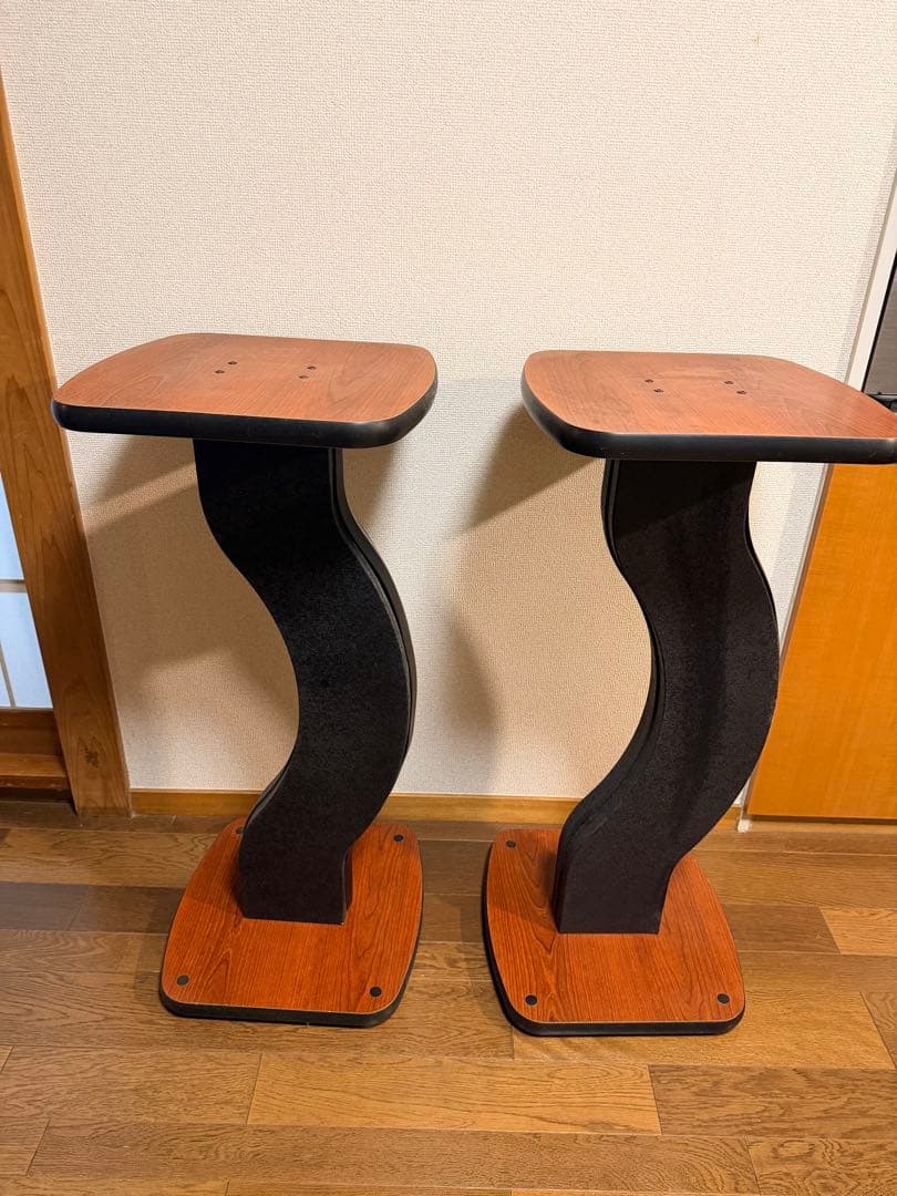 スピーカースタンド　ミドルアトランティックプロダクツ　EC-SPK36