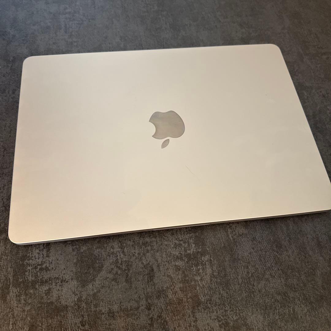 【バッテリー100％・美品】MacBook Air M3 13インチ