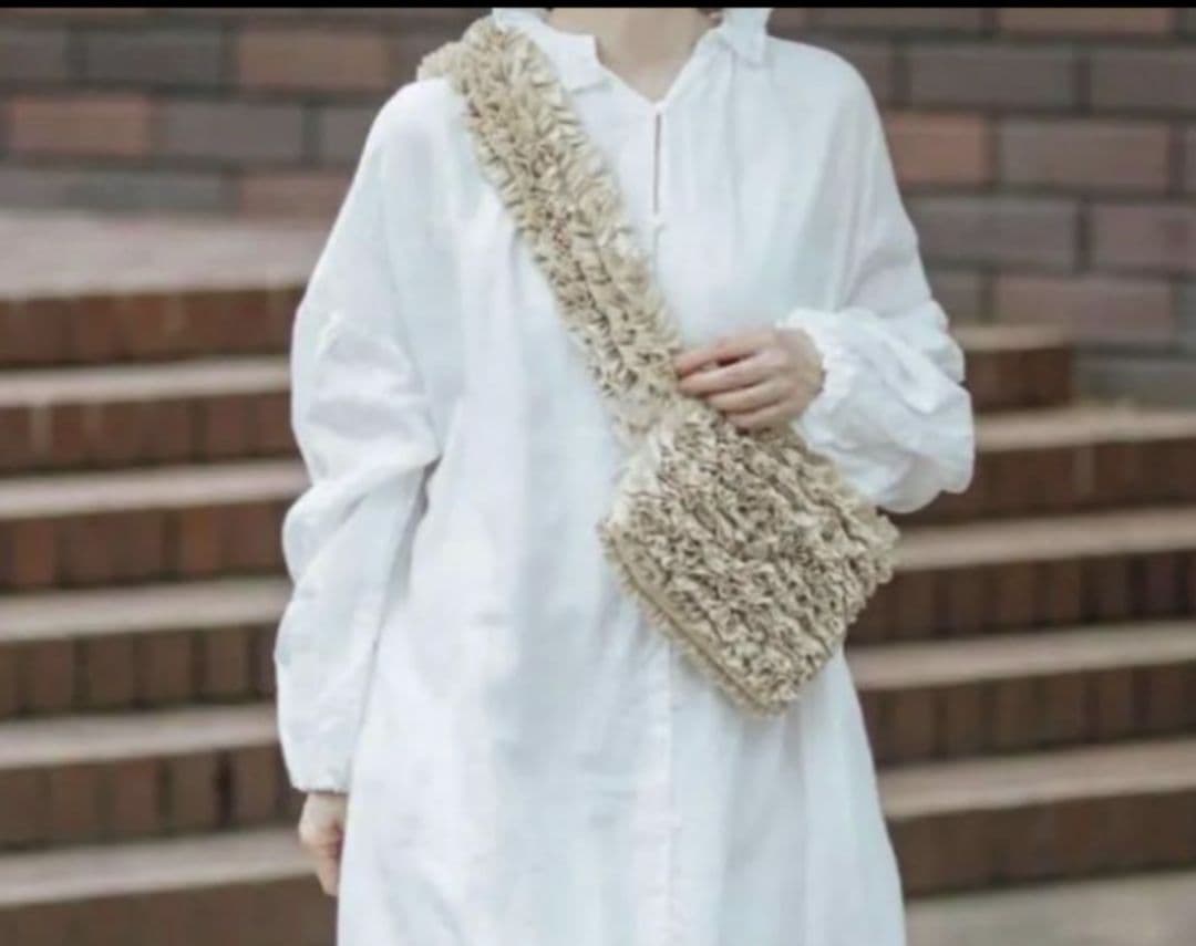 R&D.M.Co- FRILL BODY BAG フリルボディバッグ エクリュ