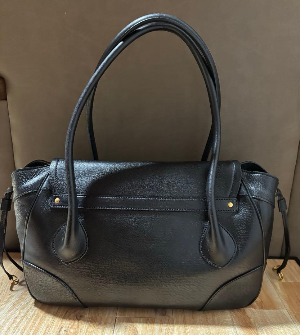 ひろ　PRADA レザーバッグ