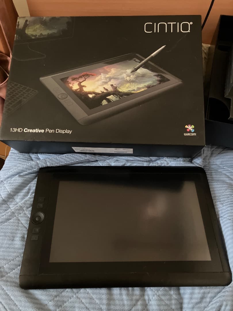 Wacom Cintiq 13HD 液晶ペンタブレット本体