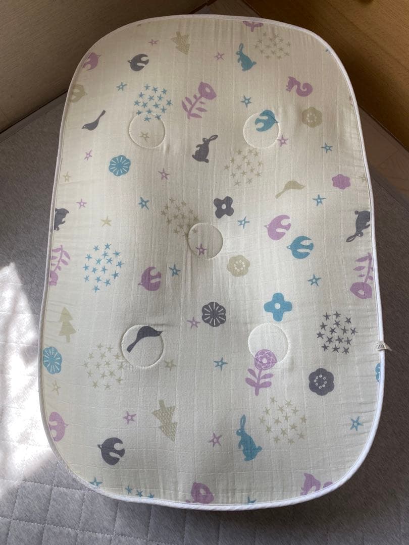 【美品】iimin Cカーブベビーベッド 専用パッド付