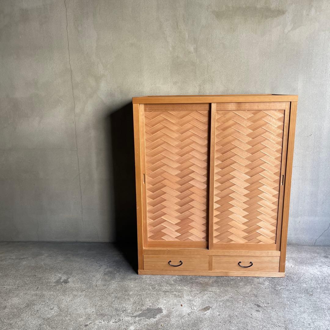 置水屋　茶道具　茶箪笥　茶棚　網代引戸