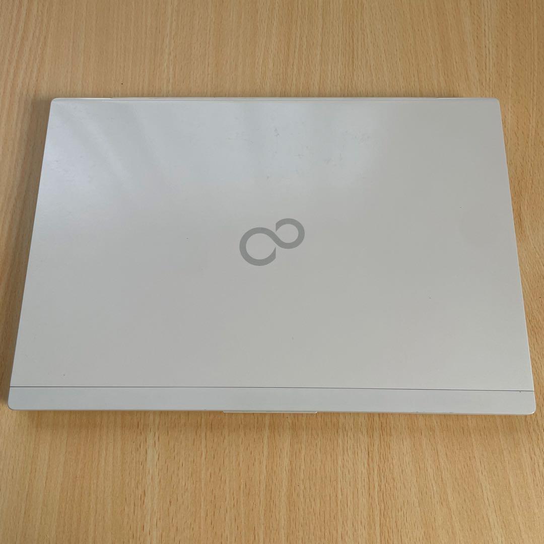 Windowsノート本体 FUJITSU LIFEBOOK UH75/C3 FMVU75DUV1