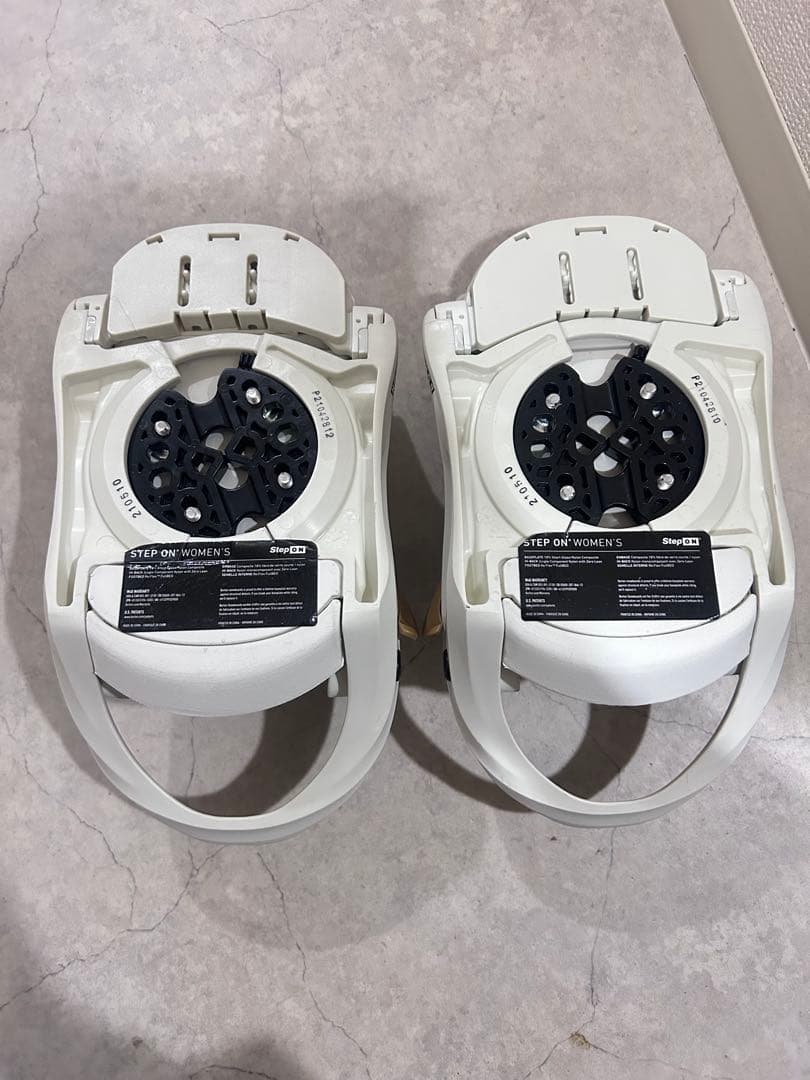 スノーボードビンディング Stepon