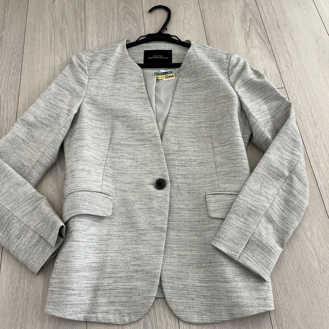 グリーンレーベルリラクシング　ライトグレー パンツスーツ 上下セット　38