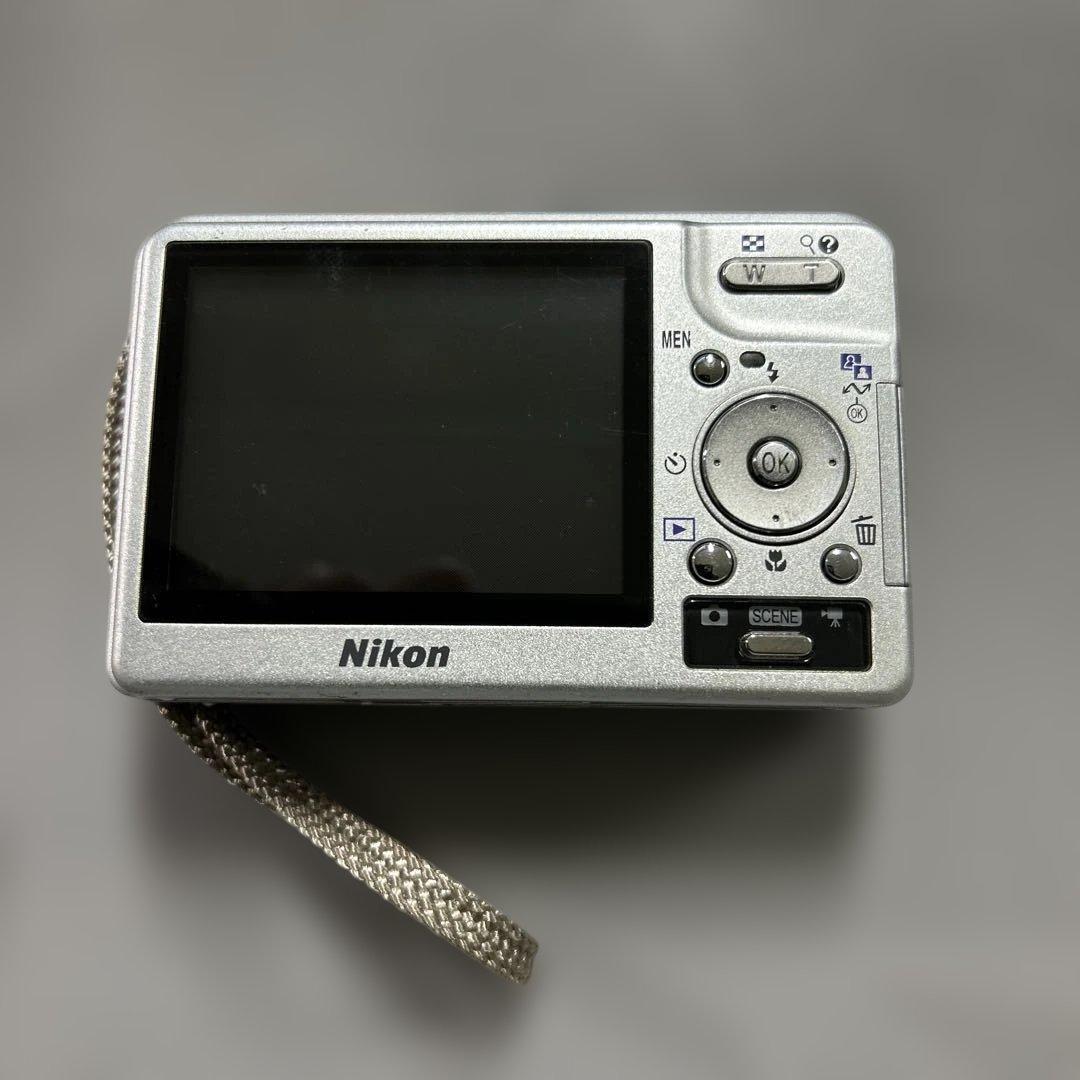 Nikon COOLPIX S2 コンパクトデジタルカメラ