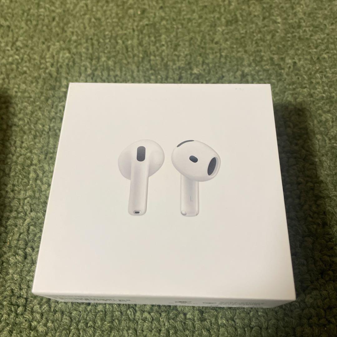 AirPods4 本体 ホワイト　右耳のみ
