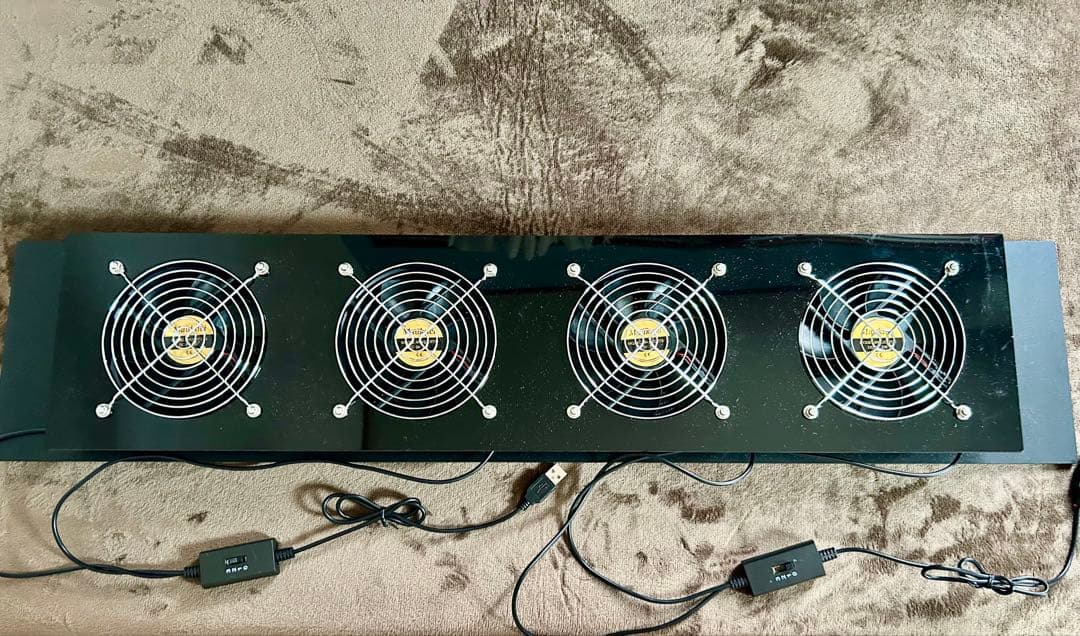 スズキ　エブリィ用　車中泊用　4連換気扇（ウインドーバグファン） USB電源