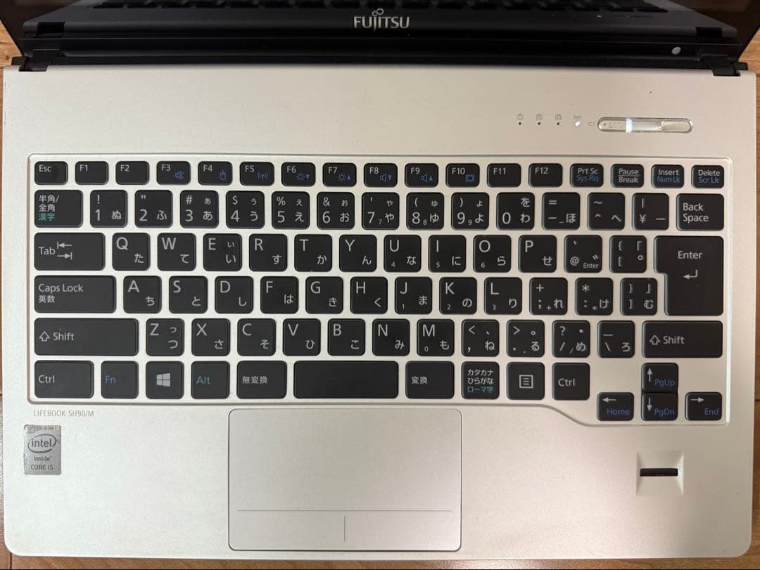 富士通ノートPC Core i5 SSD256GB タッチ Win11