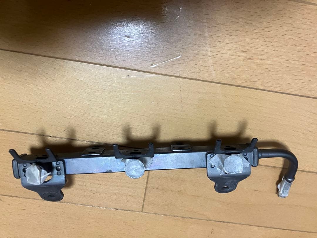 jb23 5型6型　燃料インジェクター 3個セット + インジェクターレール美品