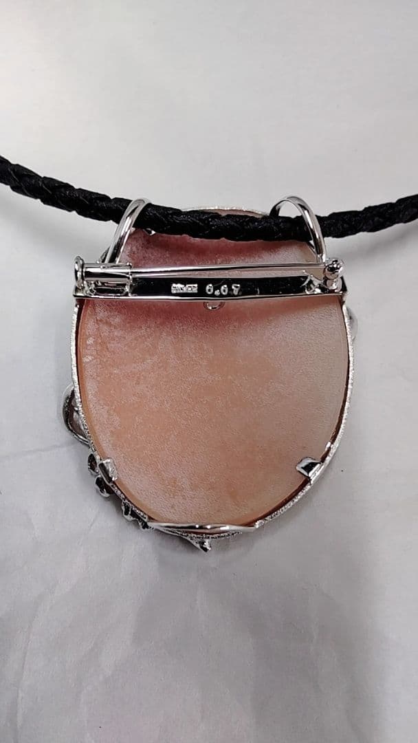 オ*ー様 ＳＶ９２５ シェルカメオ ピンクトルマリン付き ブローチ