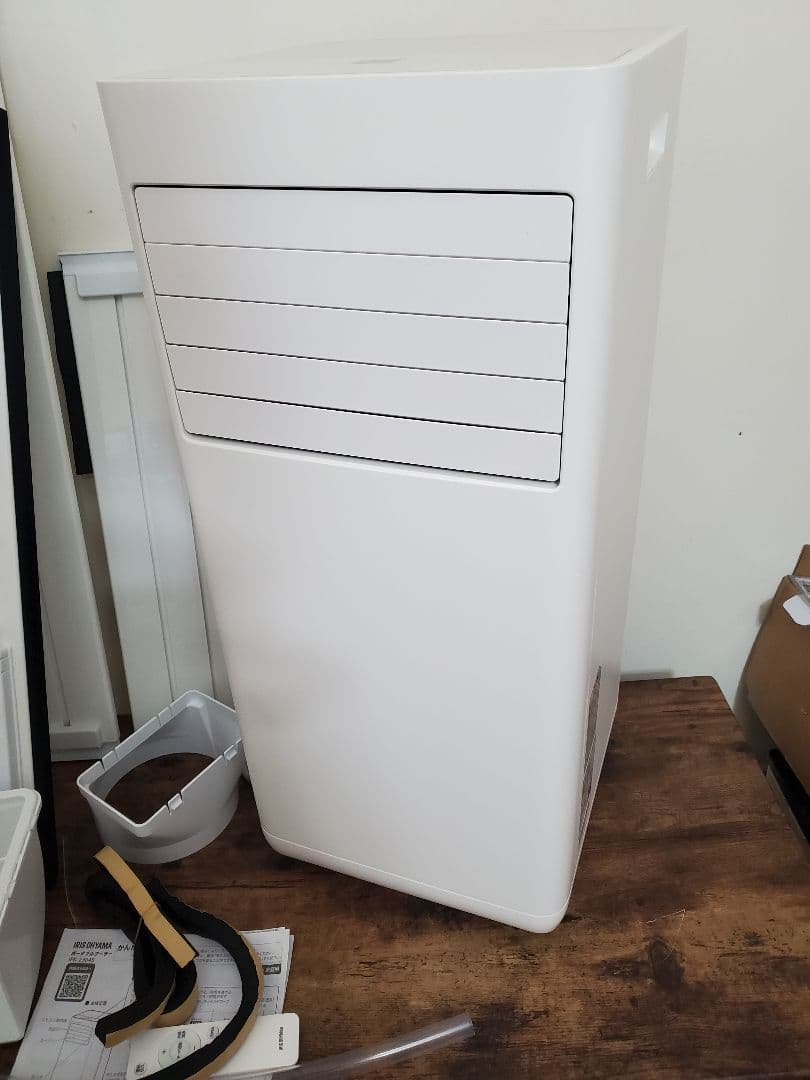 美品　アイリスオーヤマ IPK-2304S ポータブルクーラー 2024年製