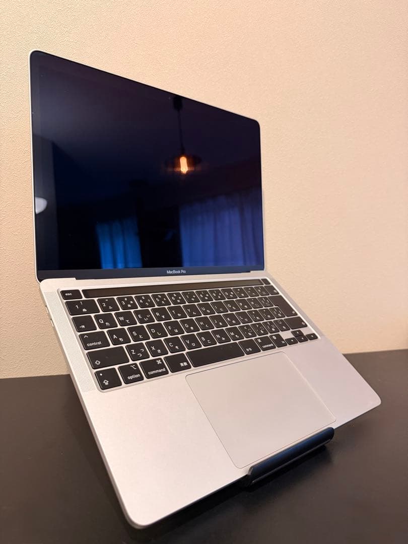 MacBook Pro M1 13 インチ 16GB/256GB シルバー