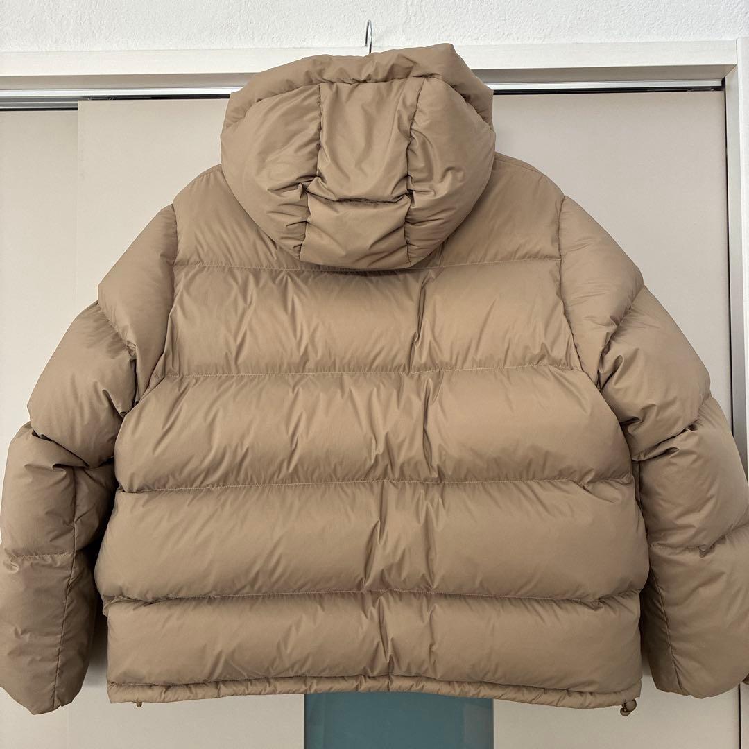 ユナイテッドアローズ　ベージュ ダウンジャケット 新品未使用タグ付き　M