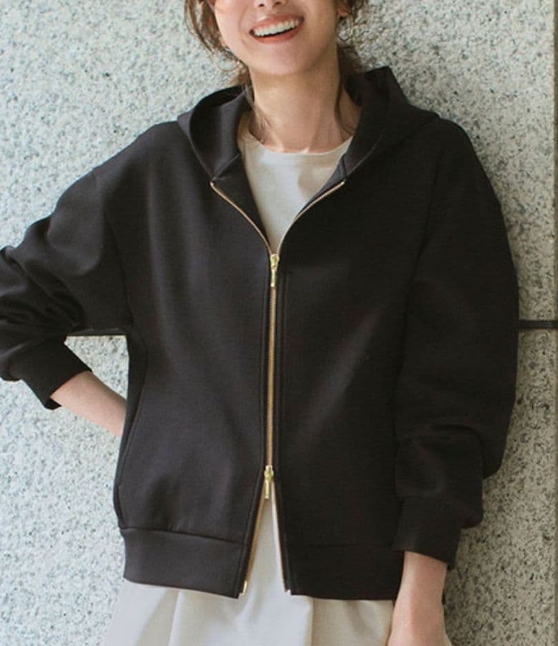 23区 完売コットンエアーダンボールコクーンフーディ