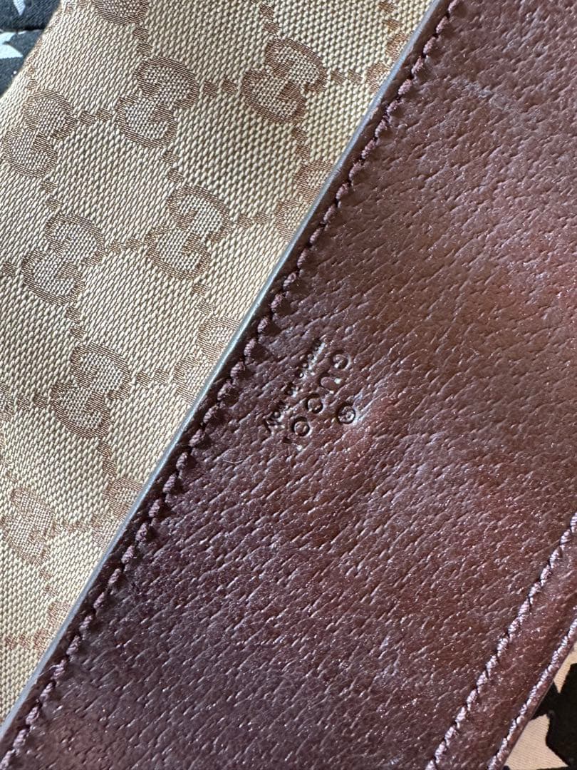 Gucci GGパターン ボディバッグ