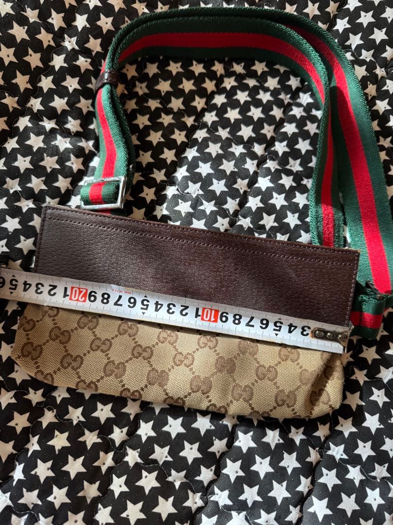 Gucci GGパターン ボディバッグ