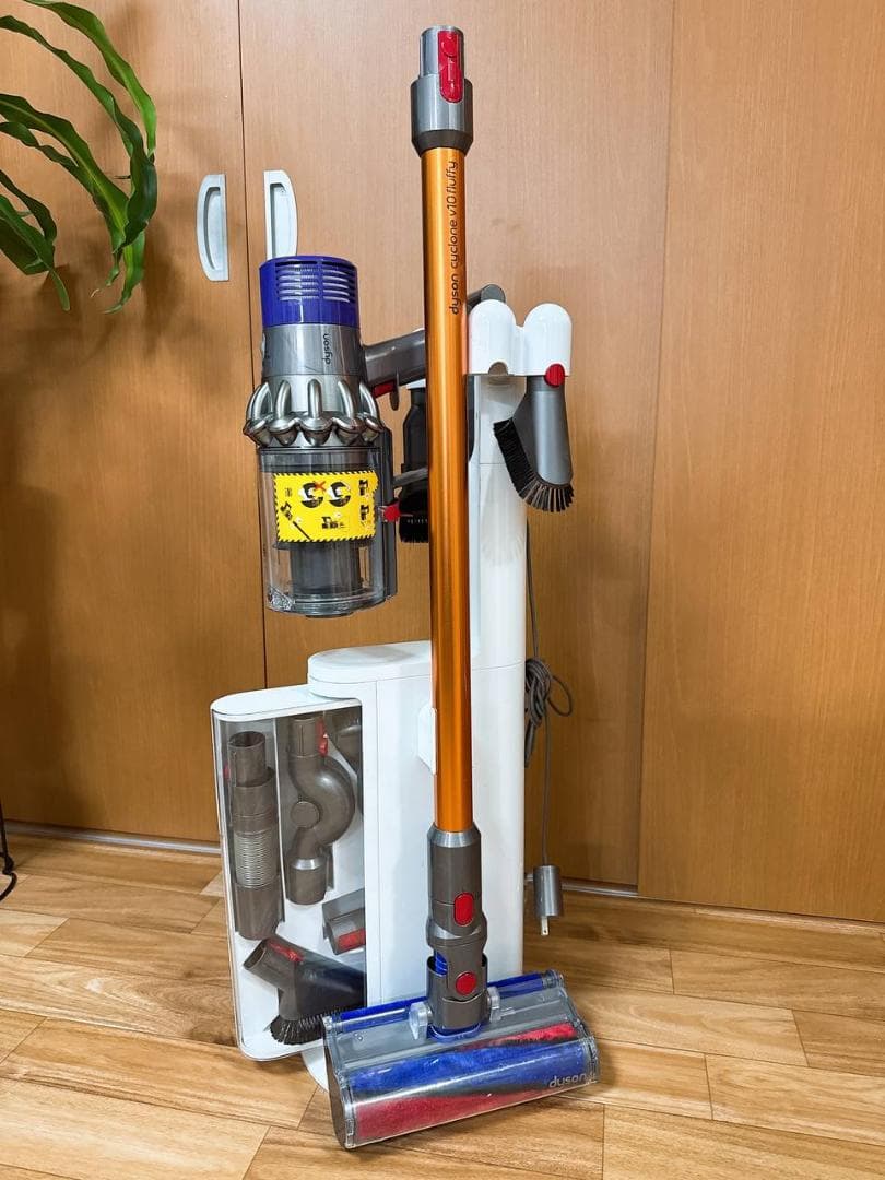 261-ダイソン dyson v10 sv12 掃除機 作動品