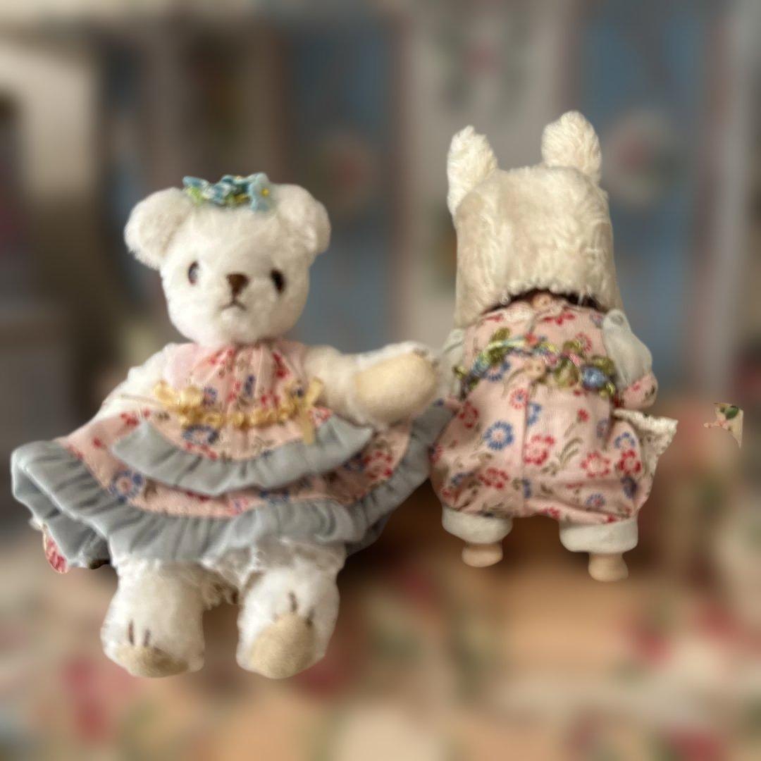 ビスクドール　うさぎの帽子の子