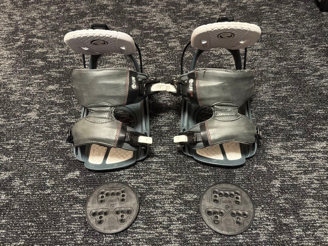 FLOW FIVE SLATE M ビンディング