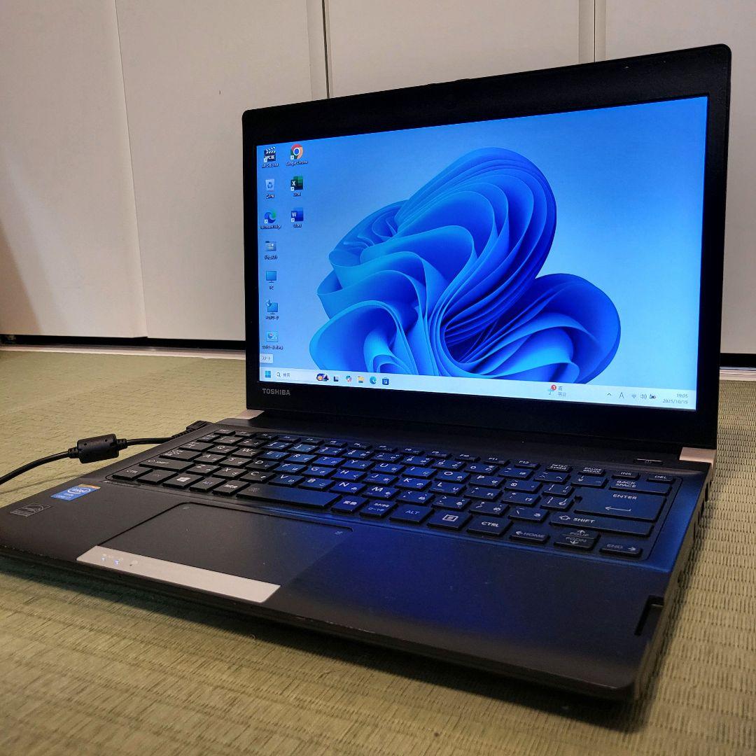 dynabook i7/8GB/SSD256GB Win11 Office認証済