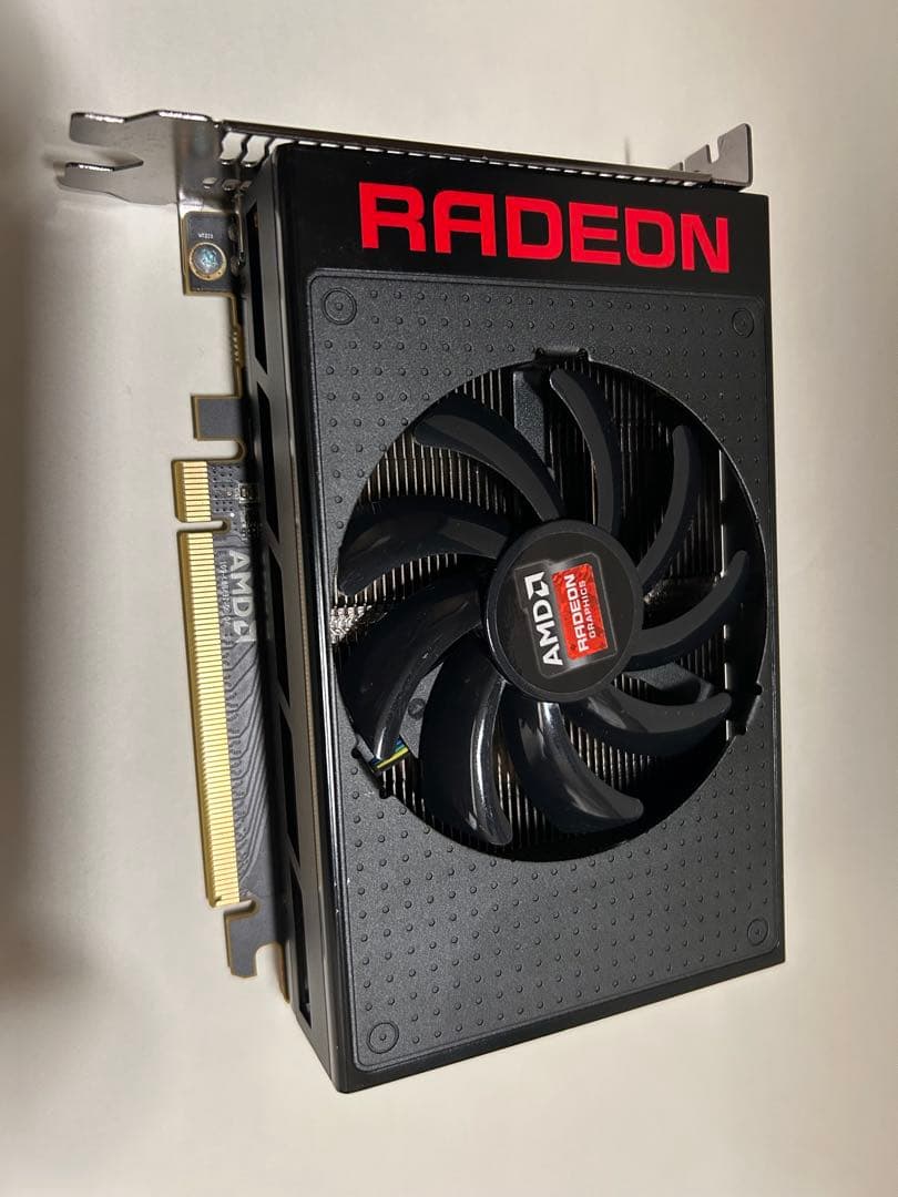 AMD Radeon R9 Nano 4G リファレンスモデル